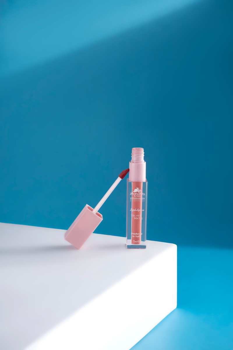 Reem Cosmetics – image 2